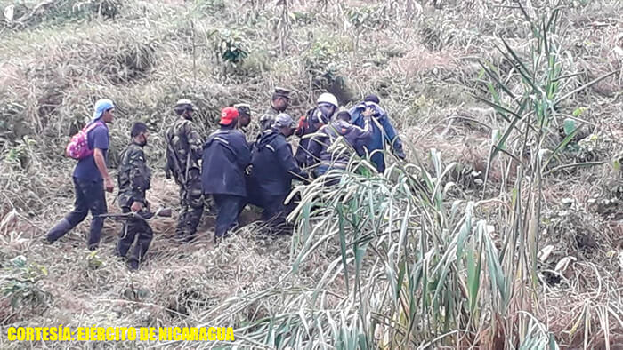 ejercito-de-nicaragua-participa-en-rescate-penas-blancas-